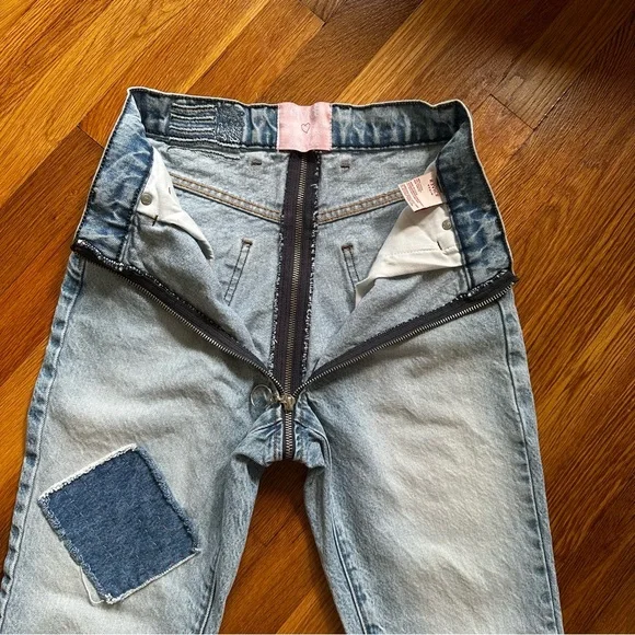 REVICE Denim Blue Ankle Cropped Jeans with Distressed Hem Size 26 Made in USA - Picture 6 of 16